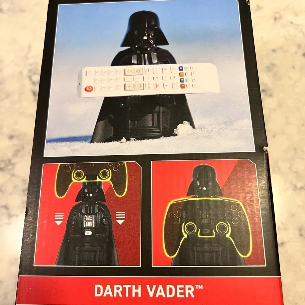 Star Wars Darth Vader Cable Guys Game Controller and Phone Holder Station New!
